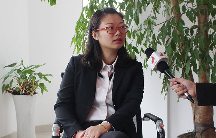 江西電視臺(tái)記者到第一槍網(wǎng)進(jìn)行企業(yè)采訪報(bào)道