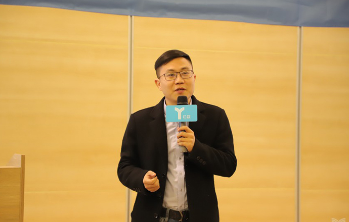 第一槍網(wǎng)楊志軍：企業(yè)服務(wù)升級為產(chǎn)業(yè)服務(wù)更聚焦